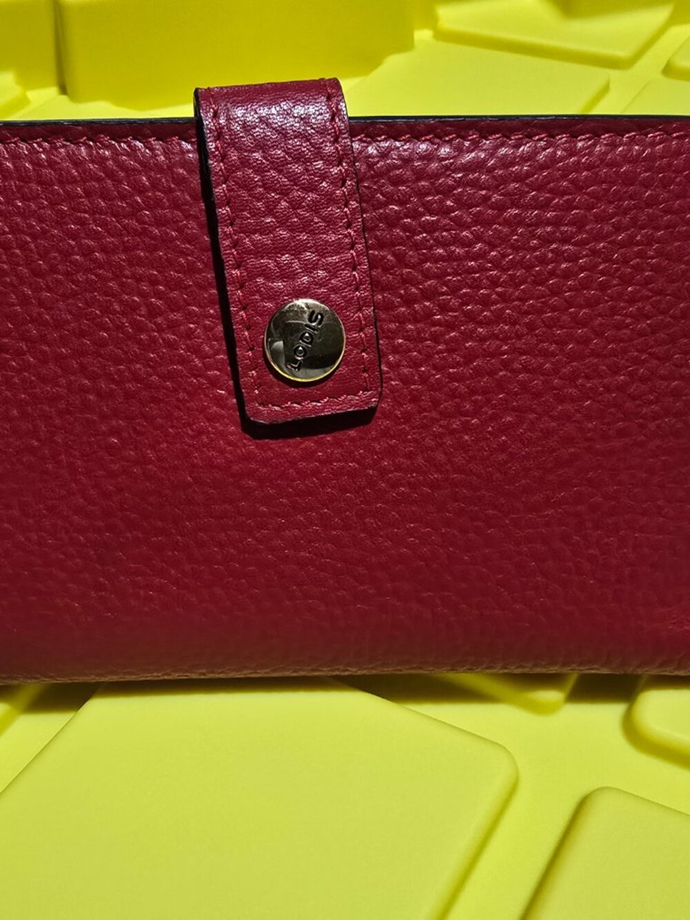 Lodis Kate N/S French Purse Red Leather RFID WalletLodis Kate N/Snap Closure EUC